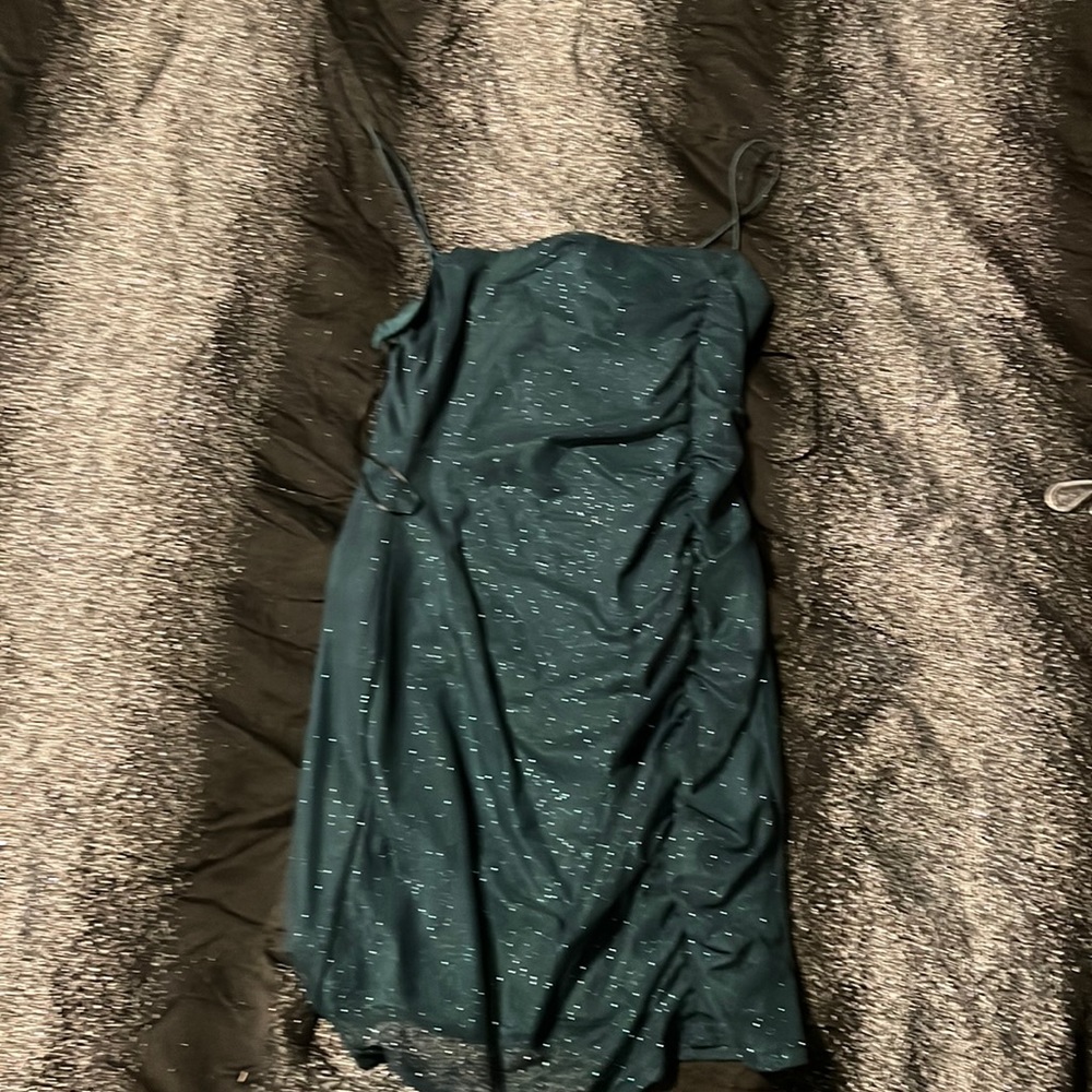 Dark green homecoming dress. Medium